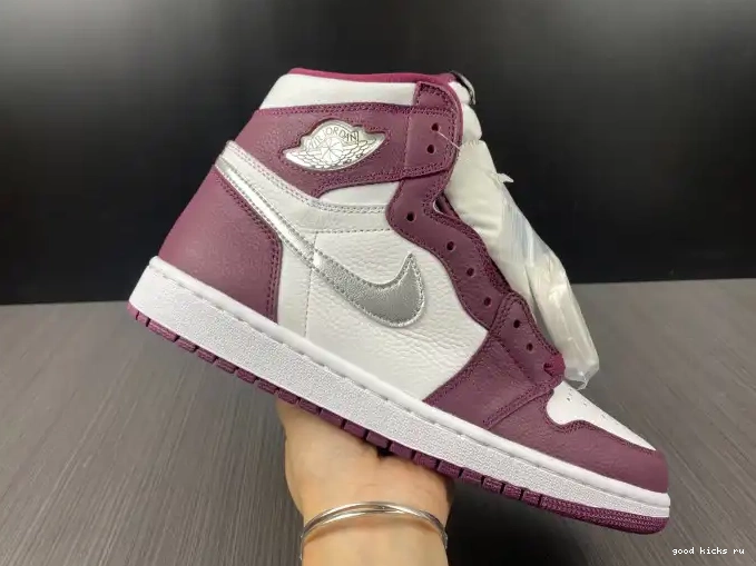 555088-611 High Jordan Bordeaux 1 OG Air 0623